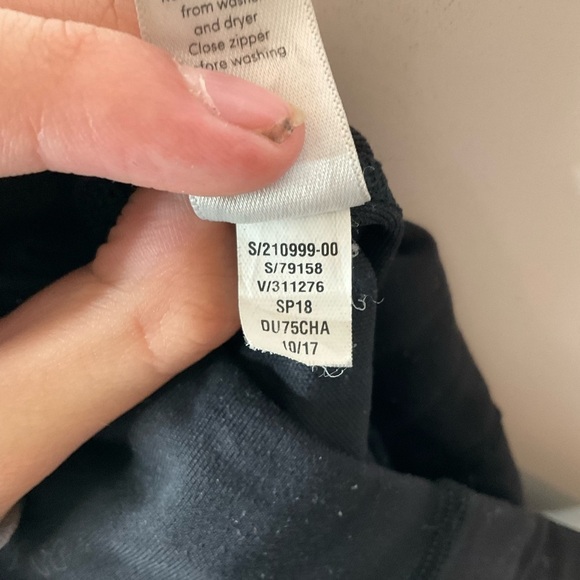 Athleta Up For Anything 7/8 Leggings with Pockets Size XXS - Picture 9 of 9